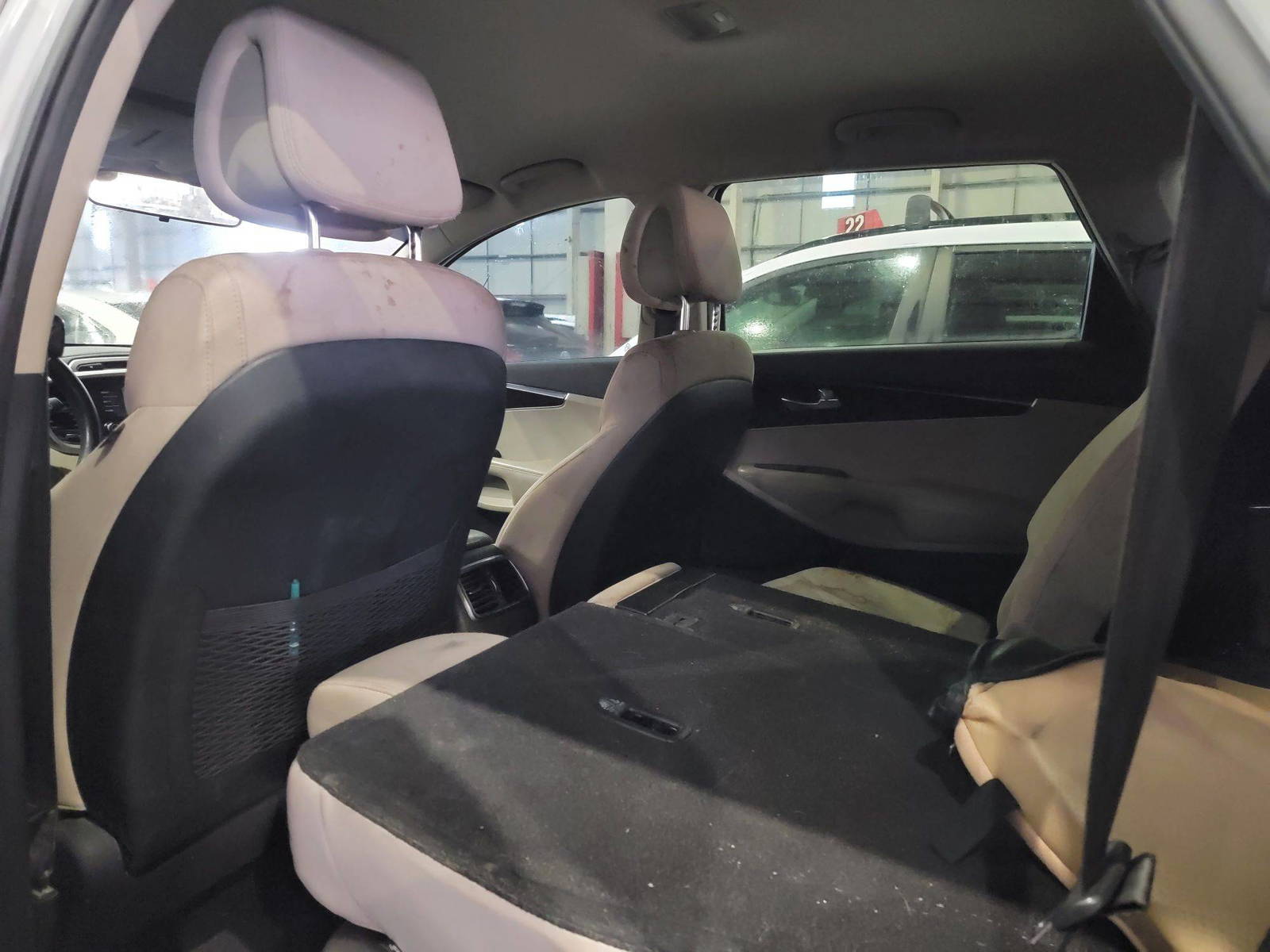 KIA SORENTO 2017 - Marhaba Auction Used Cars - Image 7