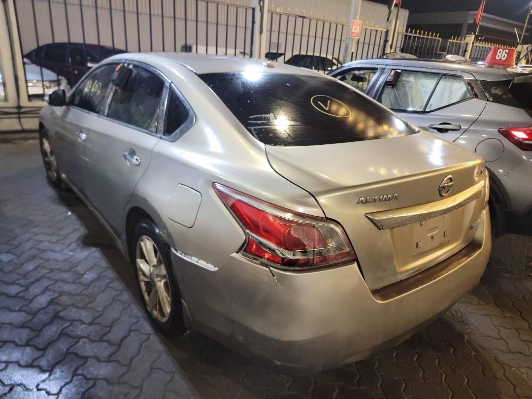 2013 NISSAN ALTIMA — 127602 Miles — Lot 71548873 - Marhaba Auctions Used Cars - Image 4