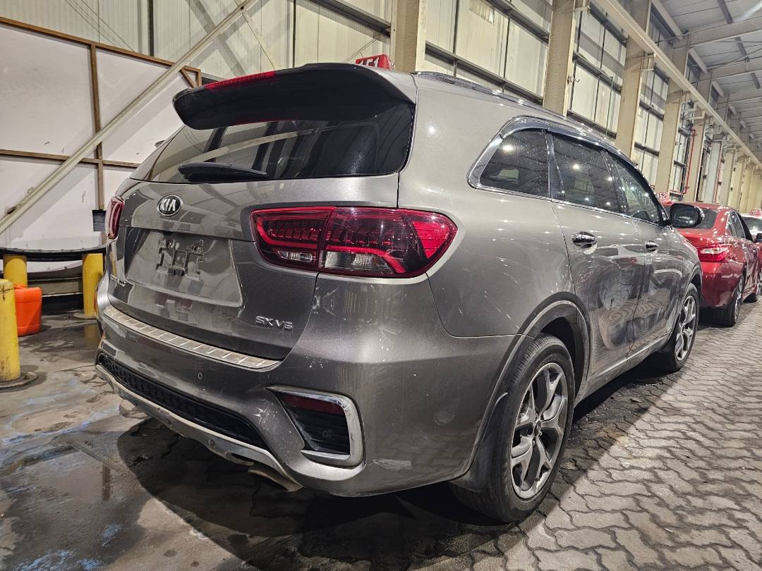 2019 KIA SORENTO — 122922 Miles — Lot G502696 — Souq - Marhaba Auctions Used Cars - Image 3