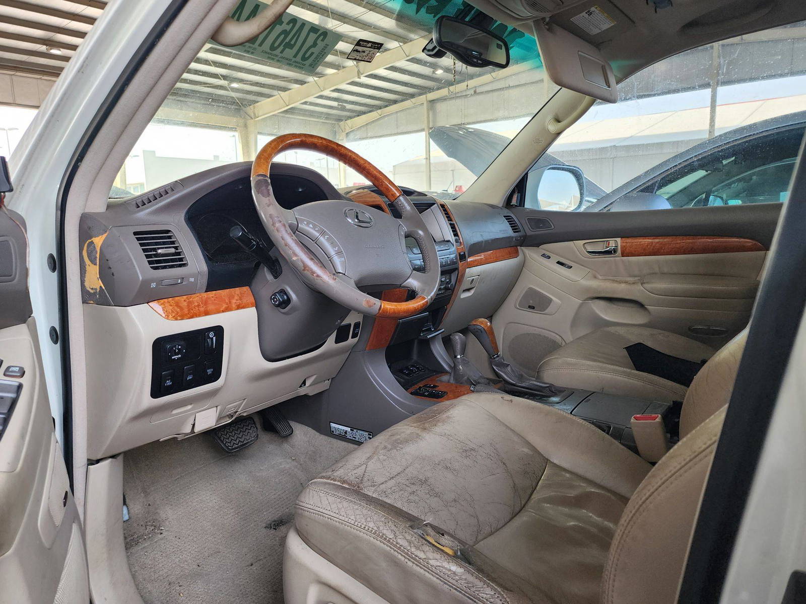 2006 LEXUS GX 470 — 279309 Miles — Lot 37461244 — Main - Marhaba Auctions Used Cars - Image 6