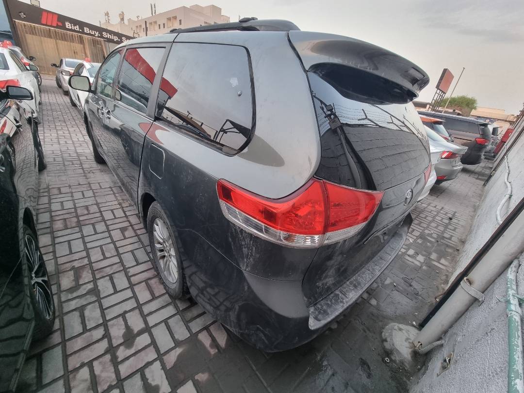 2012 TOYOTA SIENNA — 203306 Miles — Lot S208589 — Ind. 12 - Marhaba Auctions Used Cars - Image 4