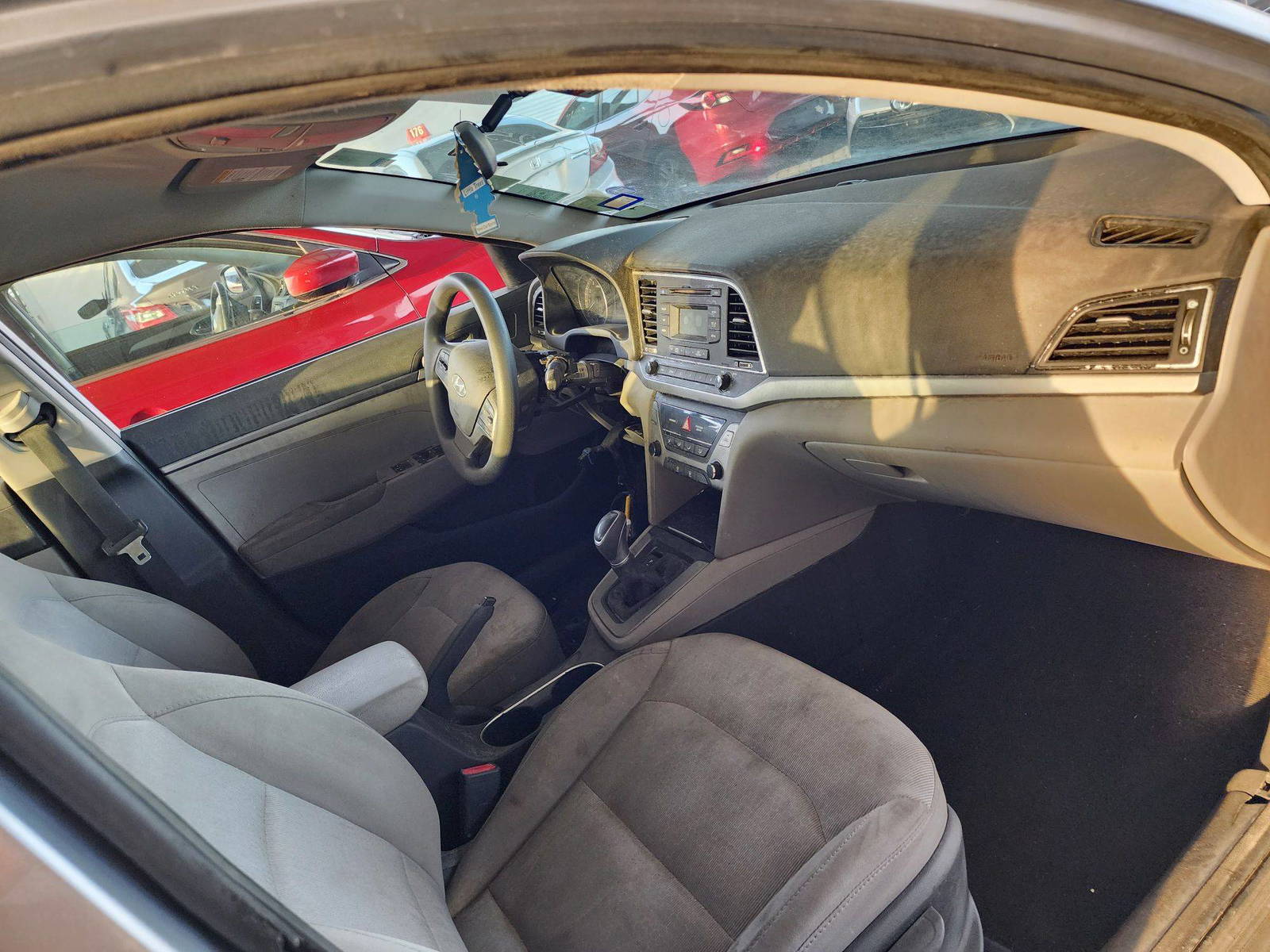 2017 HYUNDAI ELANTRA — 143581 Miles — Lot 830105 — Ind. 12 - Marhaba Auctions Used Cars - Image 5