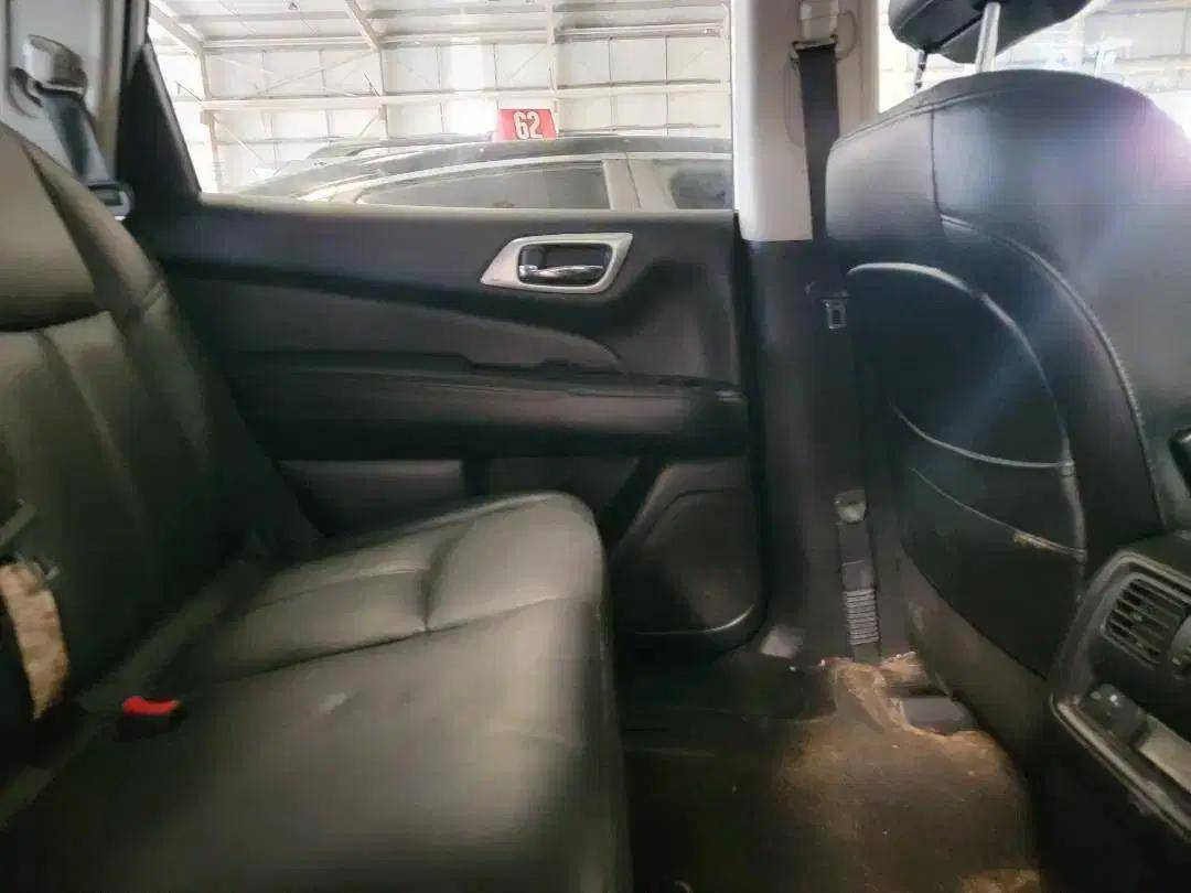 2017 NISSAN PATHFINDER — 179997 Miles — Lot HC645894 — Souq - Marhaba Auctions Used Cars - Image 9