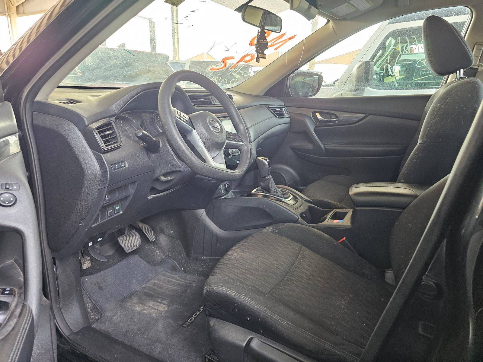 2017 NISSAN ROGUE — 154229 Miles — Lot 2298422 — Souq - Marhaba Auctions Used Cars - Image 8