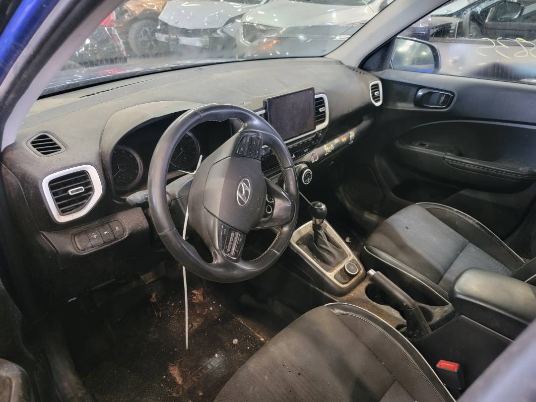 2022 HYUNDAI VENUE SEL — 100585 Miles — Lot U201649 — Main - Marhaba Auctions Used Cars - Image 7