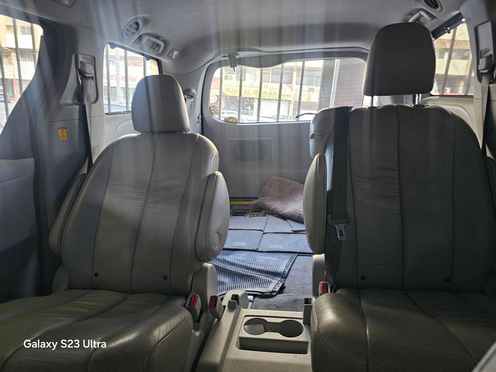 TOYOTA SIENNA 2011 - Marhaba Auction Used Cars - Image 8