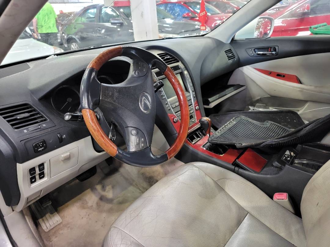 2007 LEXUS ES 350 — 201185 Miles — Lot 37132266 - Marhaba Auctions Used Cars - Image 5