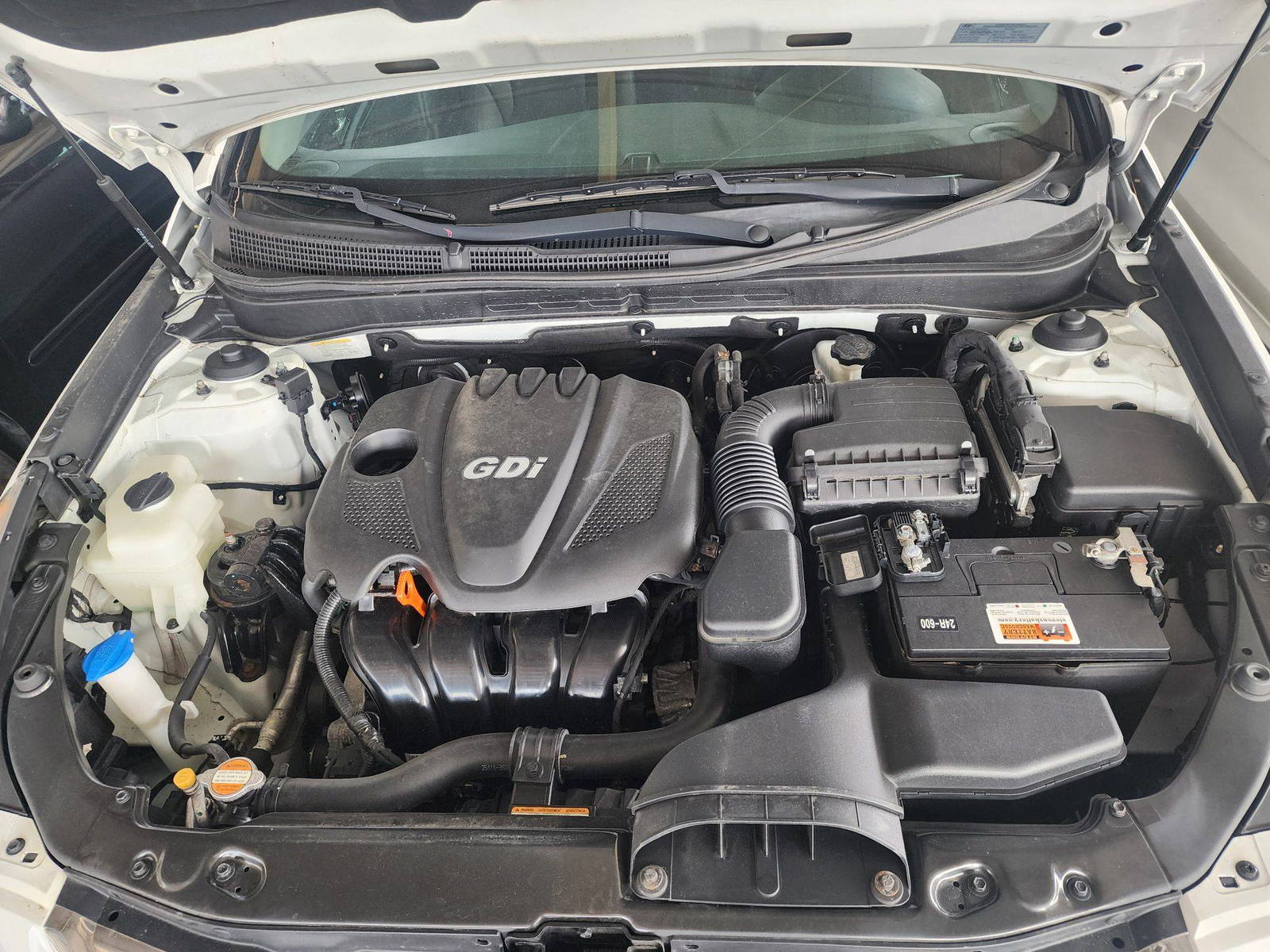 2012 HYUNDAI SONATA — 86130 Miles — Lot 39189324 — Souq - Marhaba Auctions Used Cars - Image 11