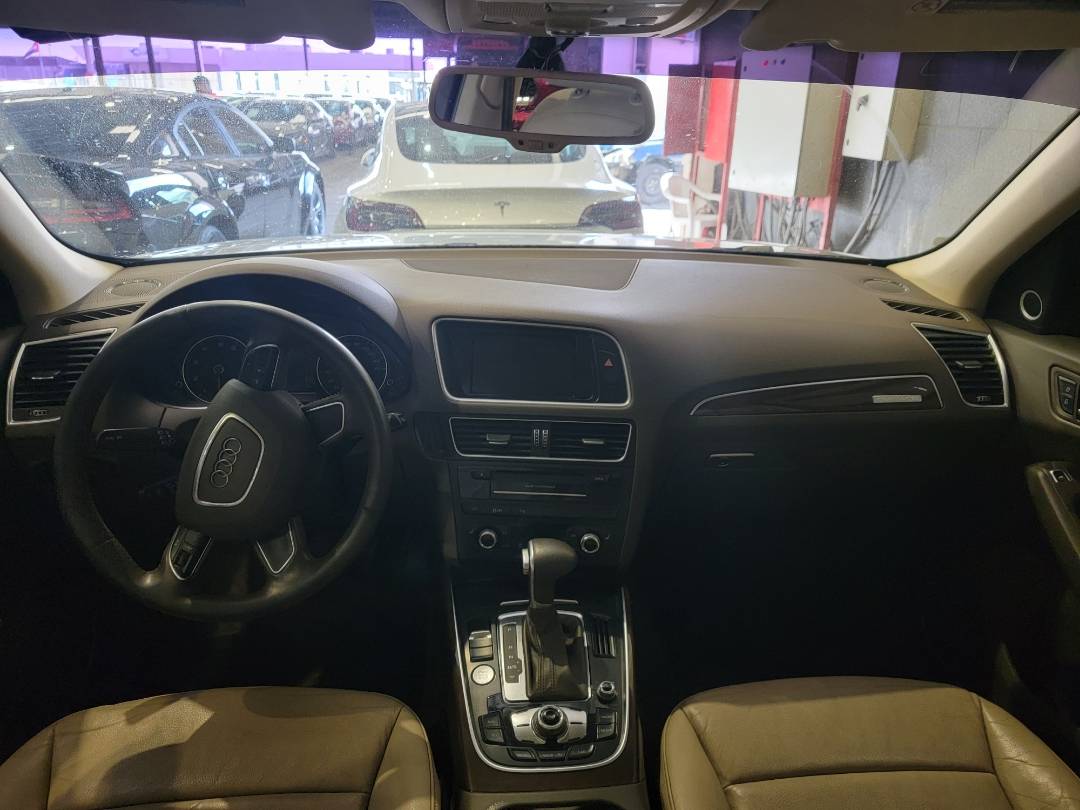 2016 AUDI Q5 — 211609 Miles — Lot 023805 — Main - Marhaba Auctions Used Cars - Image 8