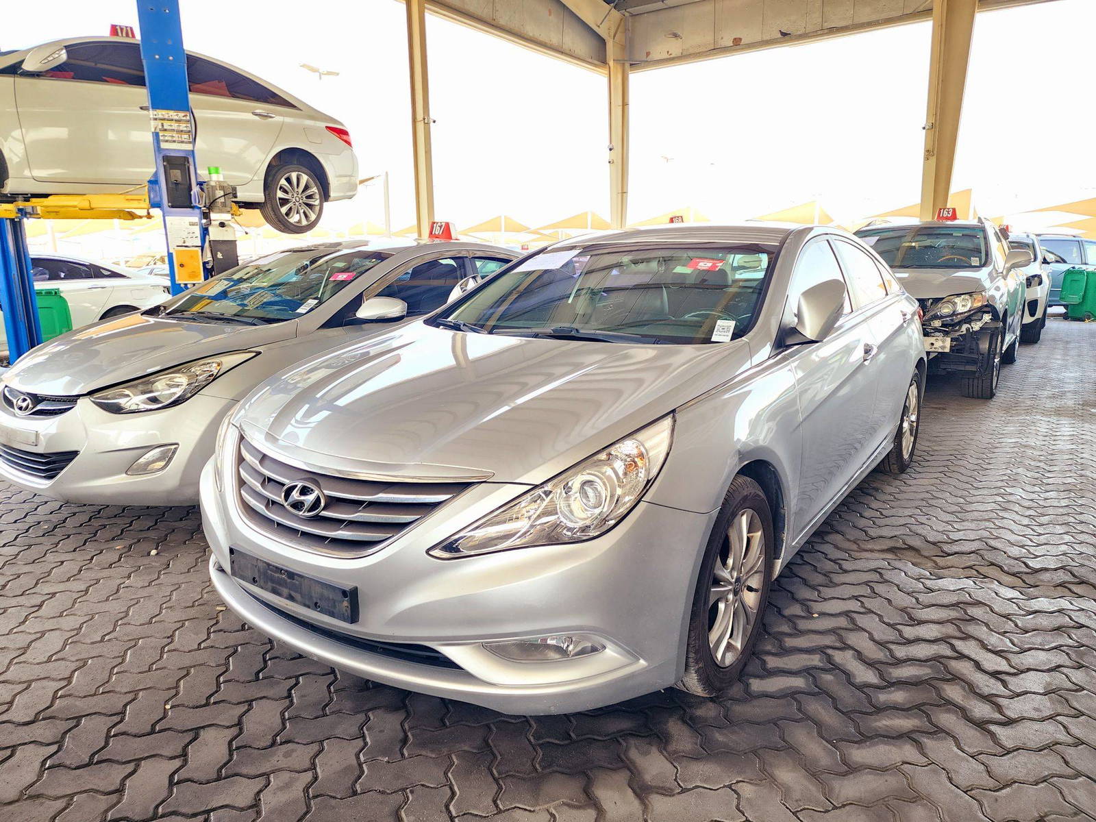 2012 HYUNDAI SONATA — 269089 KM — Lot 364368 — Souq - Marhaba Auctions Used Cars - Image 5