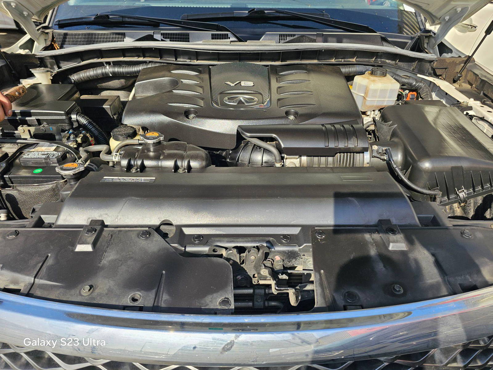 2016 INFINITI QX80 — 155153 Miles — Lot 66556565 — Main - Marhaba Auctions Used Cars - Image 11