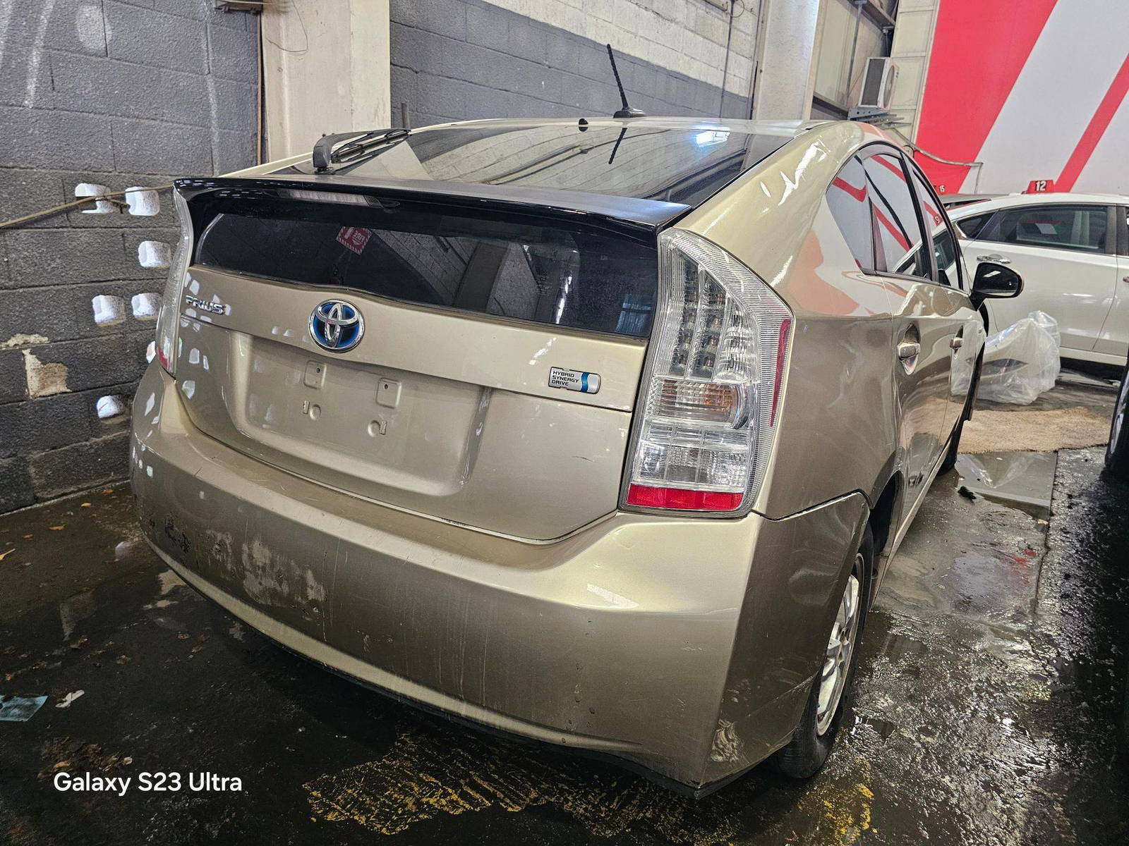 2011 TOYOTA PRIUS — 209572 Miles — Lot B0251655 — Main - Marhaba Auctions Used Cars - Image 5