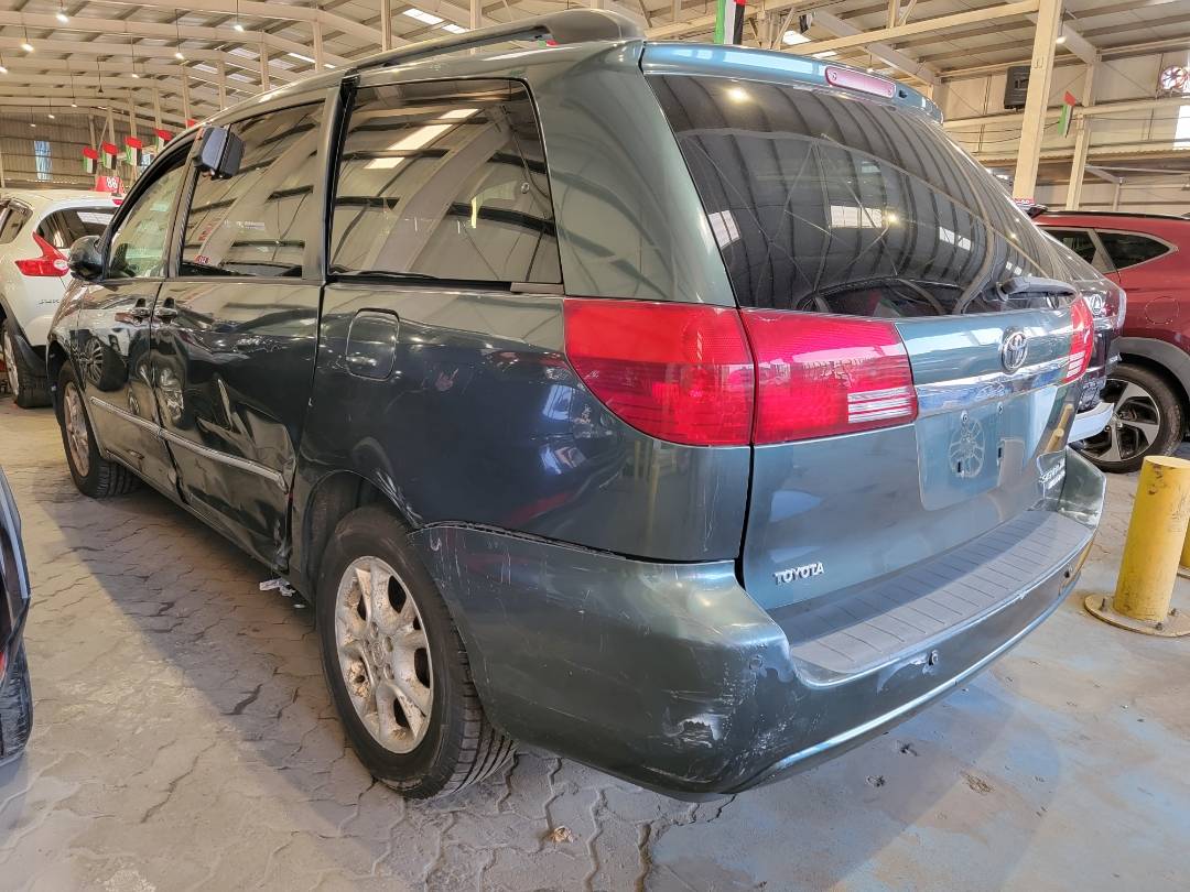 2004 TOYOTA SIENNA — 207112 Miles — Lot 37842412 - Marhaba Auctions Used Cars - Image 3