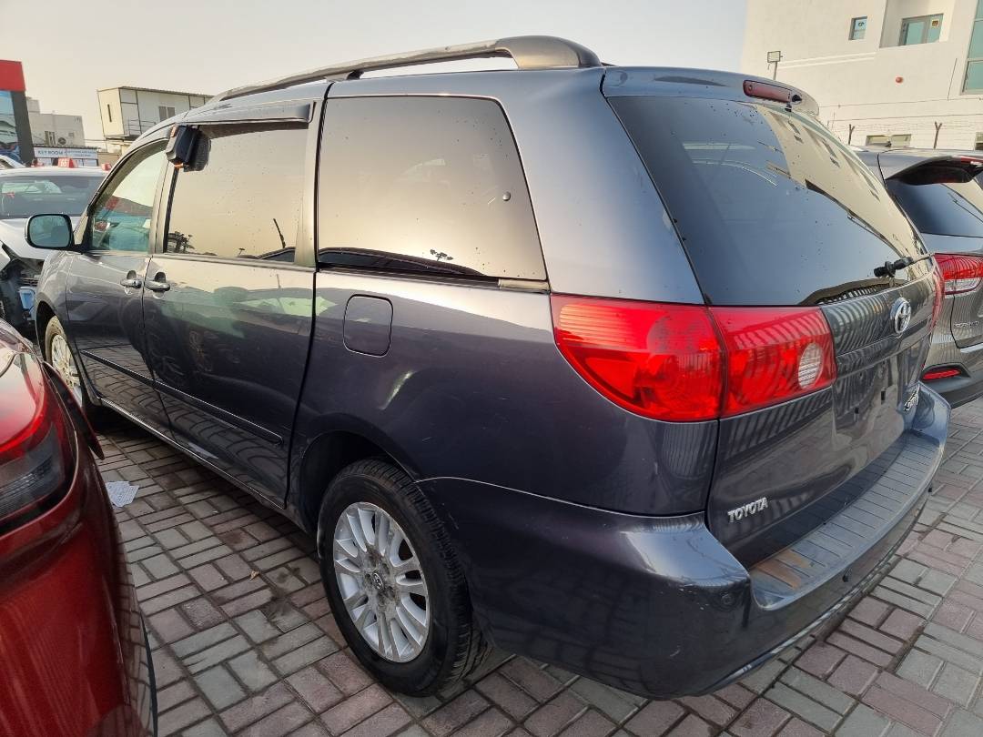 2008 TOYOTA SIENNA — 199311 Miles — Lot 125487 — Ind. 12 - Marhaba Auctions Used Cars - Image 5