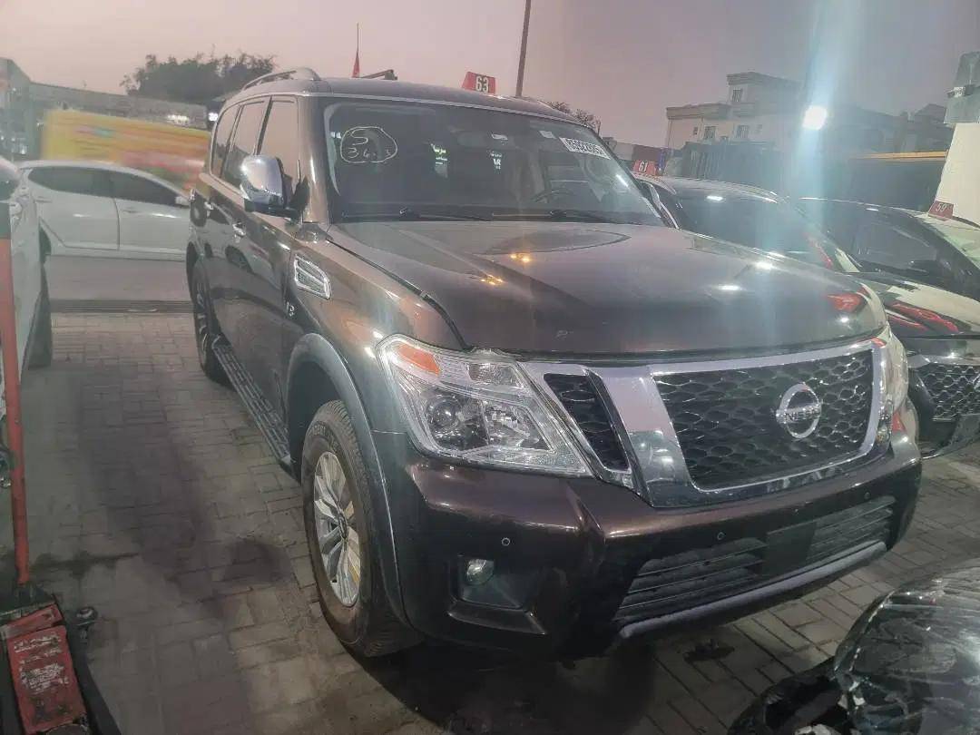 NISSAN ARMADA