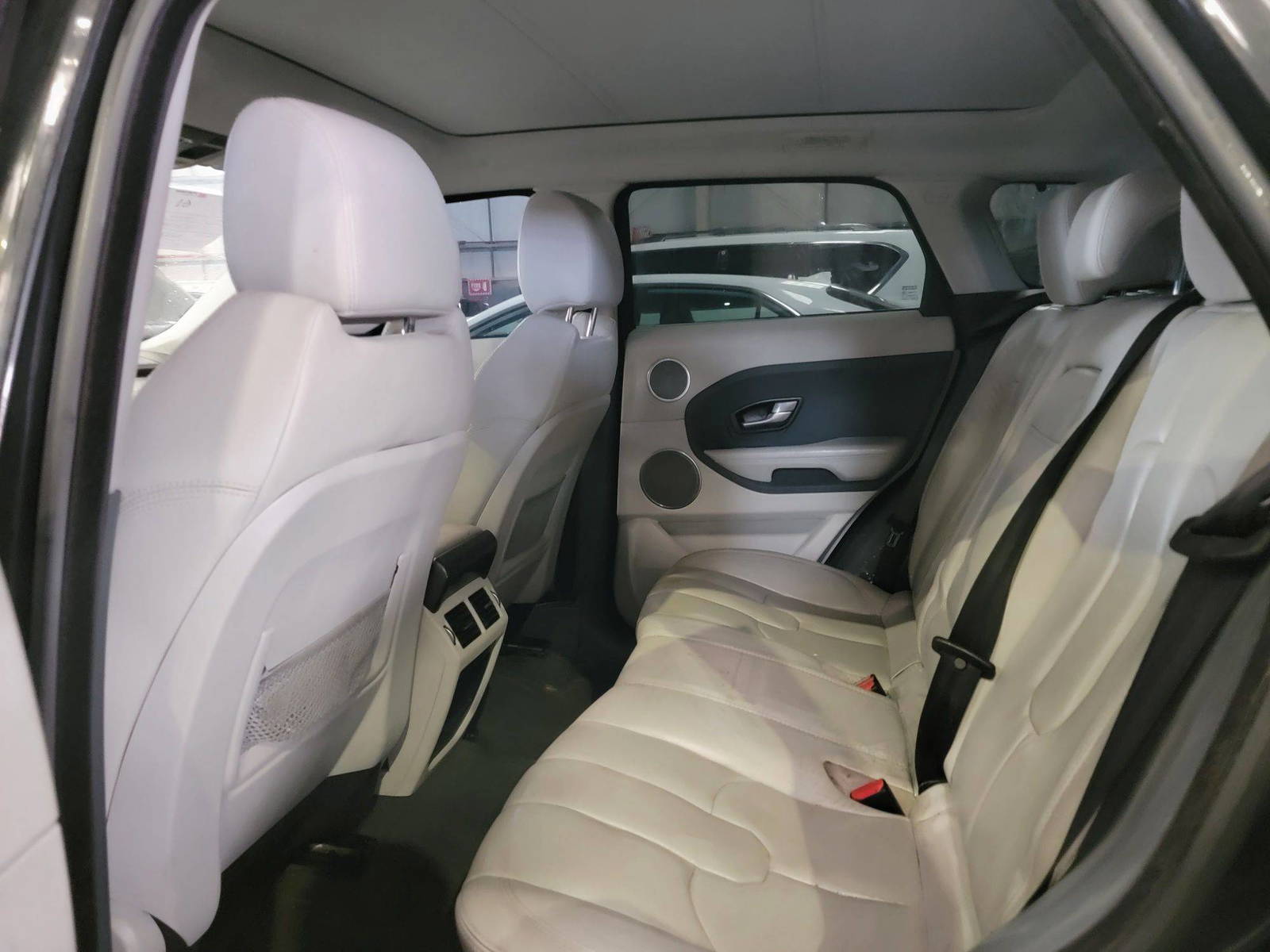 LAND ROVER RANGE ROVER EVOQUE PURE 2013 - Marhaba Auction Used Cars - Image 7