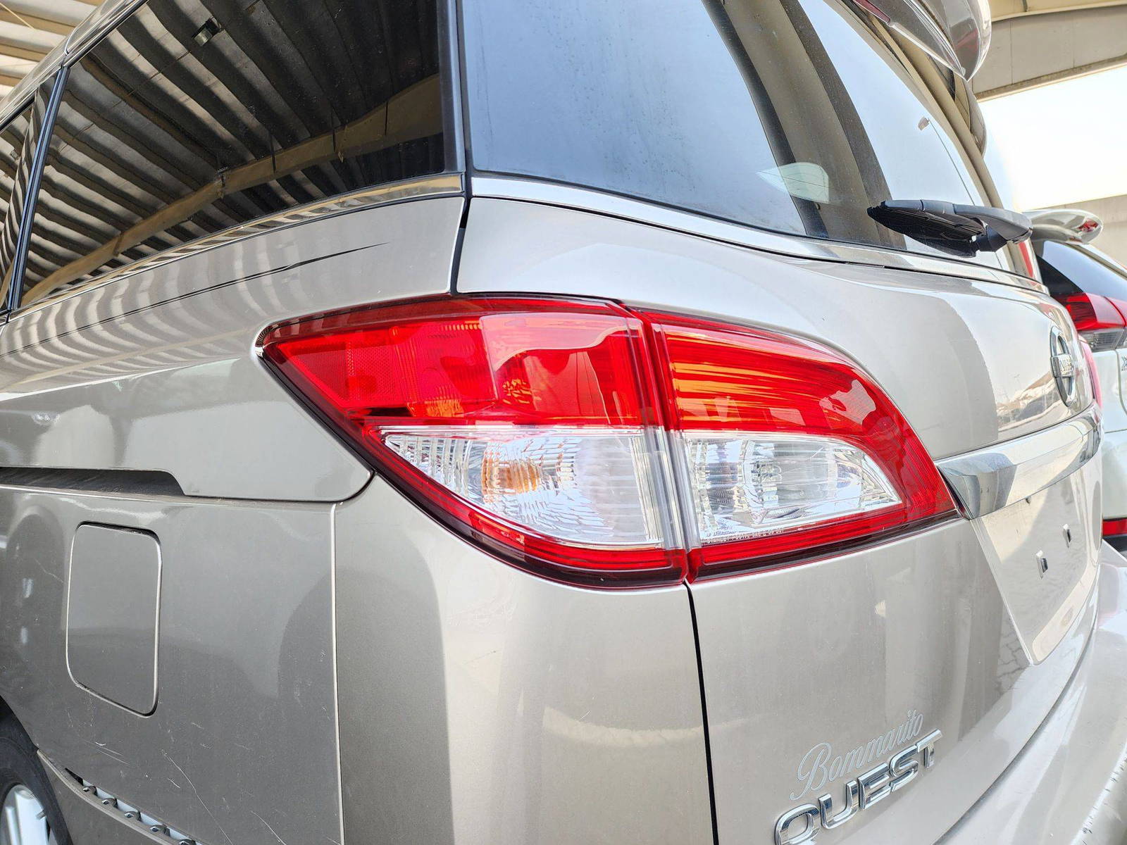 2011 NISSAN QUEST — 173144 Miles — Lot 7339 — Souq - Marhaba Auctions Used Cars - Image 12