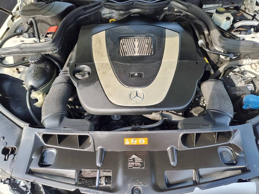 MERCEDES BENZ C300 2011 - Marhaba Auction Used Cars - Image 11