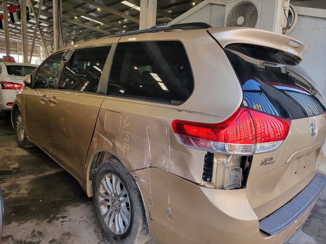 2011 TOYOTA SIENNA — 205767 Miles — Lot 37704394 - Marhaba Auctions Used Cars - Image 3