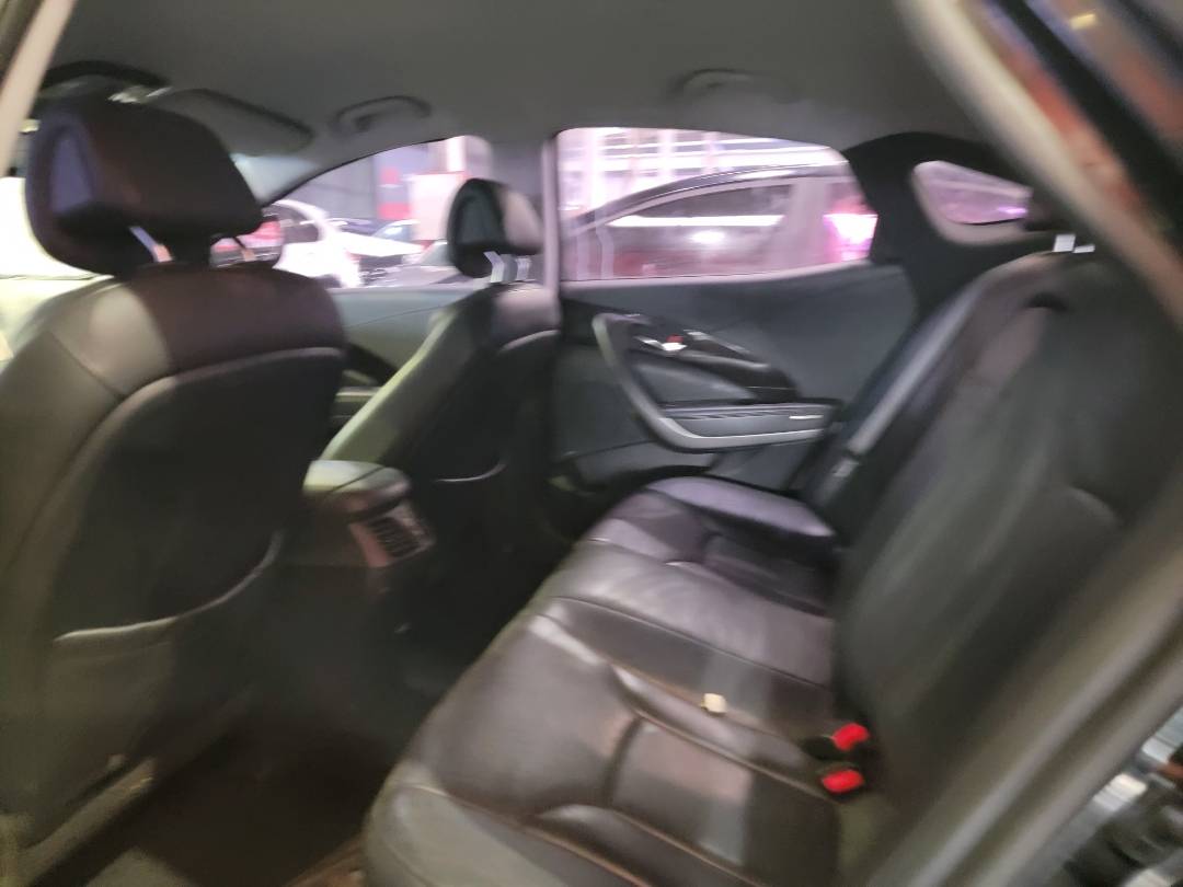 HYUNDAI GRANDEUR 2011 - Marhaba Auction Used Cars - Image 7