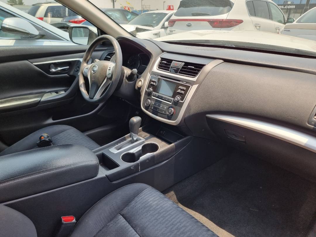2017 NISSAN ALTIMA — 85741 Miles — Lot 38894774 — Ind. 12 - Marhaba Auctions Used Cars - Image 5