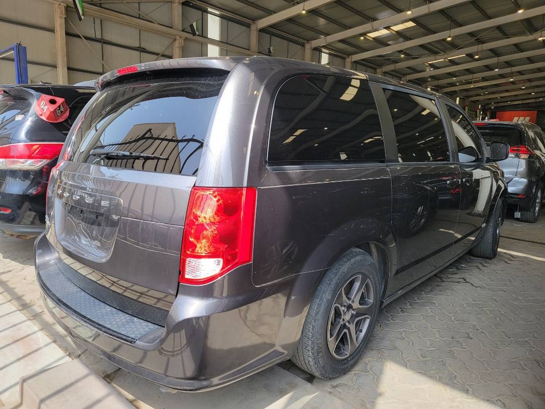 2019 DODGE CARAVAN — 80744 Miles — Lot R547014 — Main - Marhaba Auctions Used Cars - Image 3
