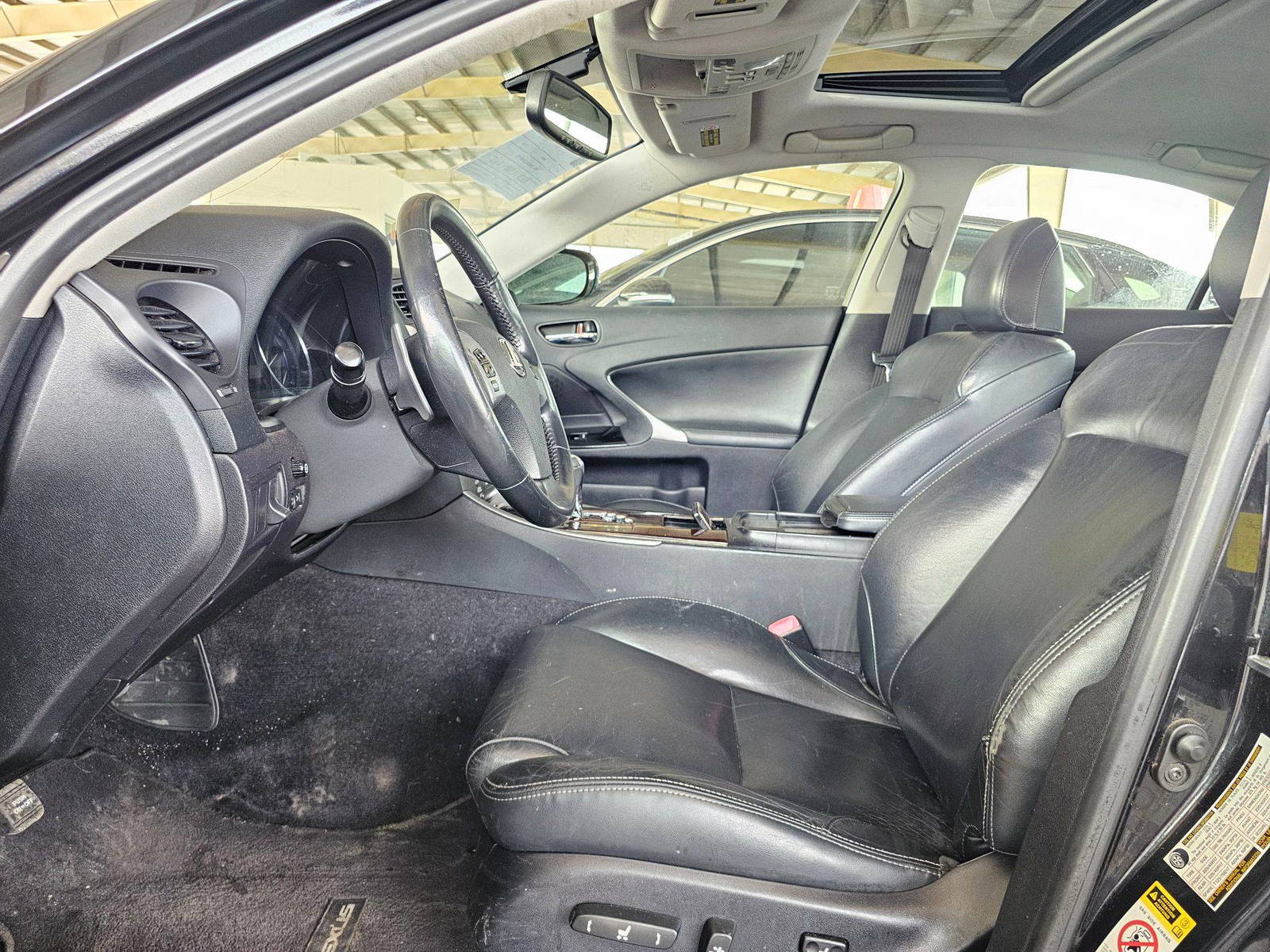 2011 LEXUS IS 250 — 179376 Miles — Lot 49795435 — Souq - Marhaba Auctions Used Cars - Image 7
