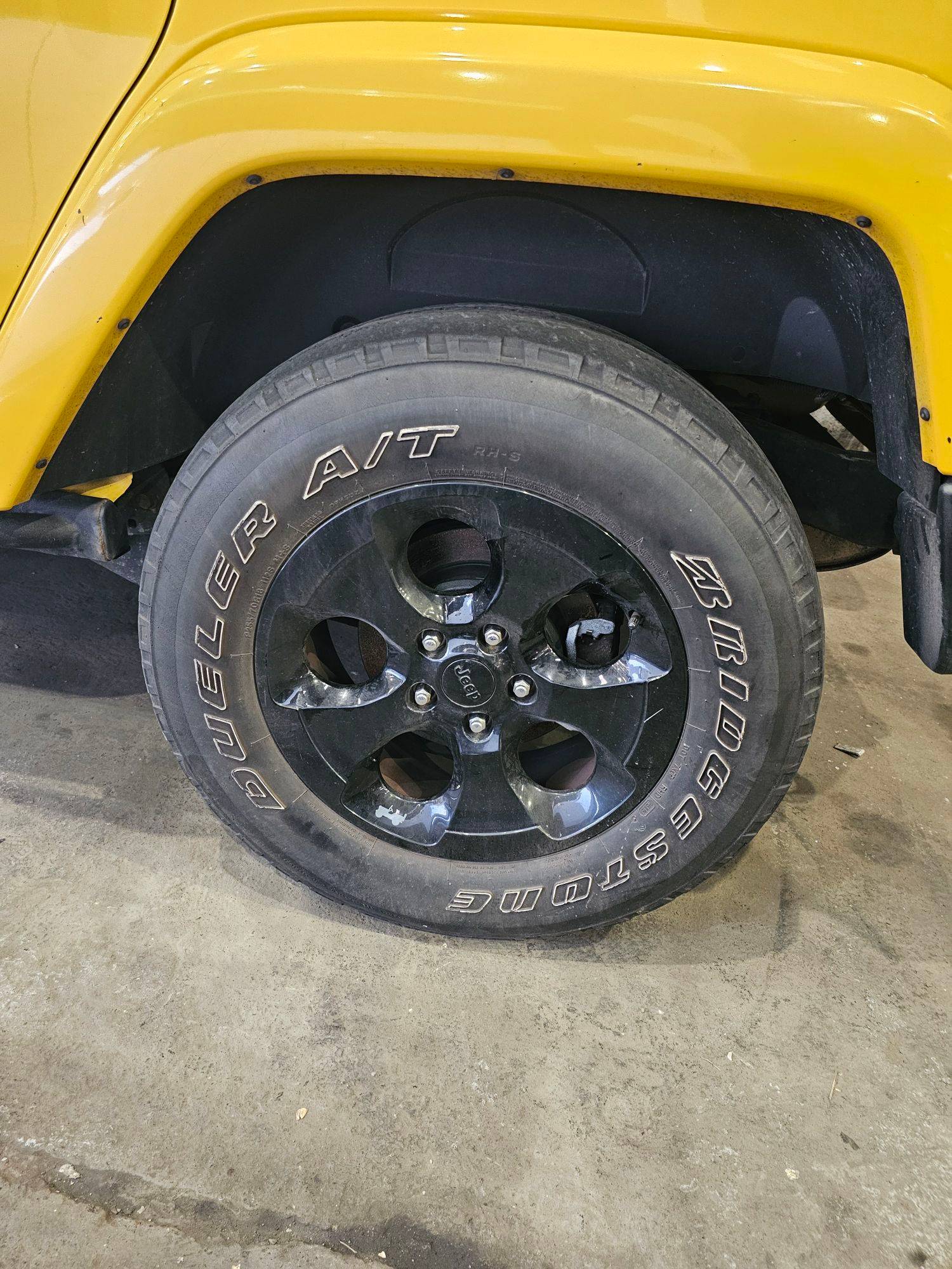 JEEP WRANGLER UNLIMITED SAHARA 2015 - Marhaba Auction Used Cars - Image 7