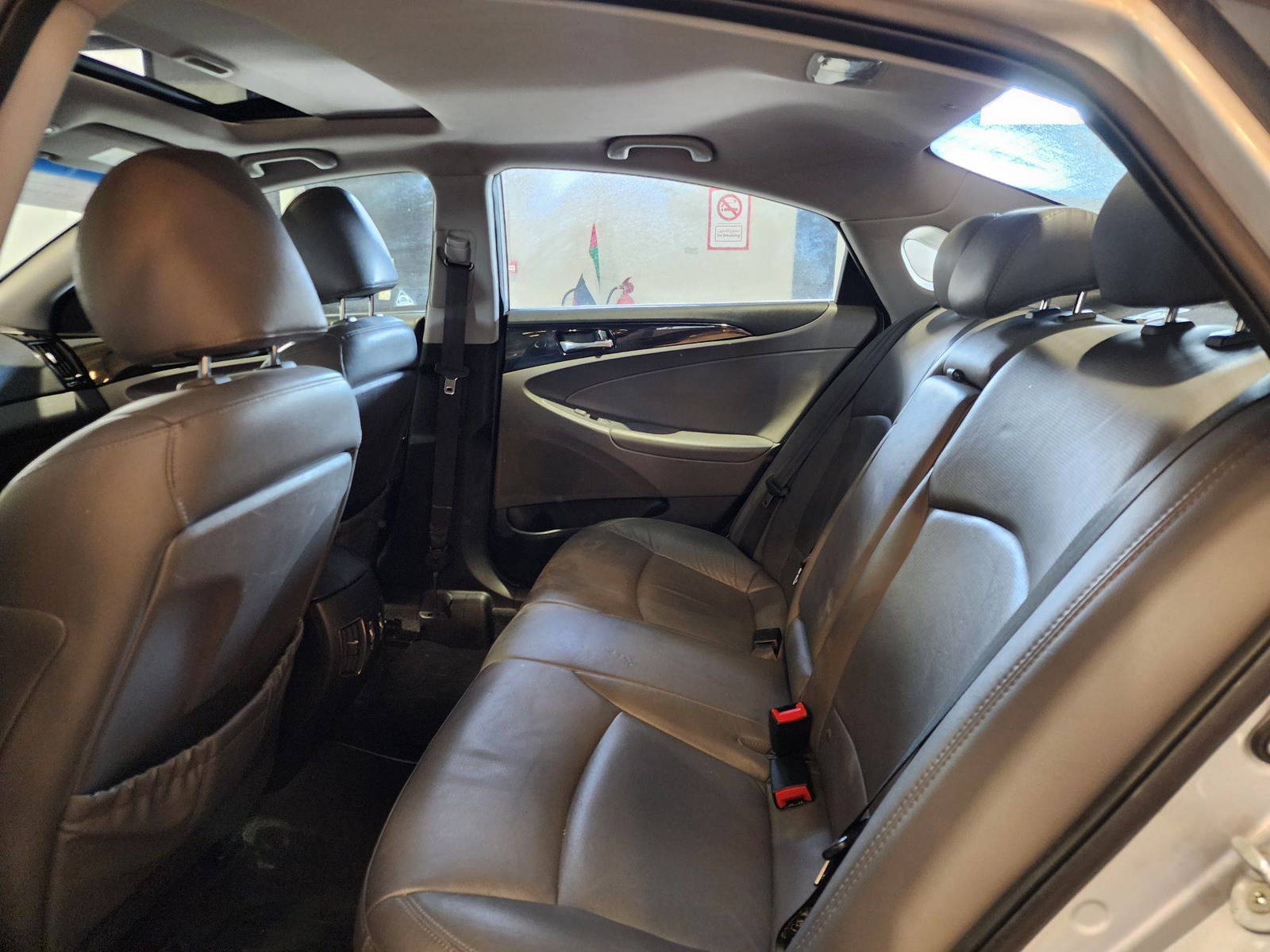 2011 HYUNDAI SONATA — 139402 Miles — Lot 73984 — Al Quoz - Marhaba Auctions Used Cars - Image 7