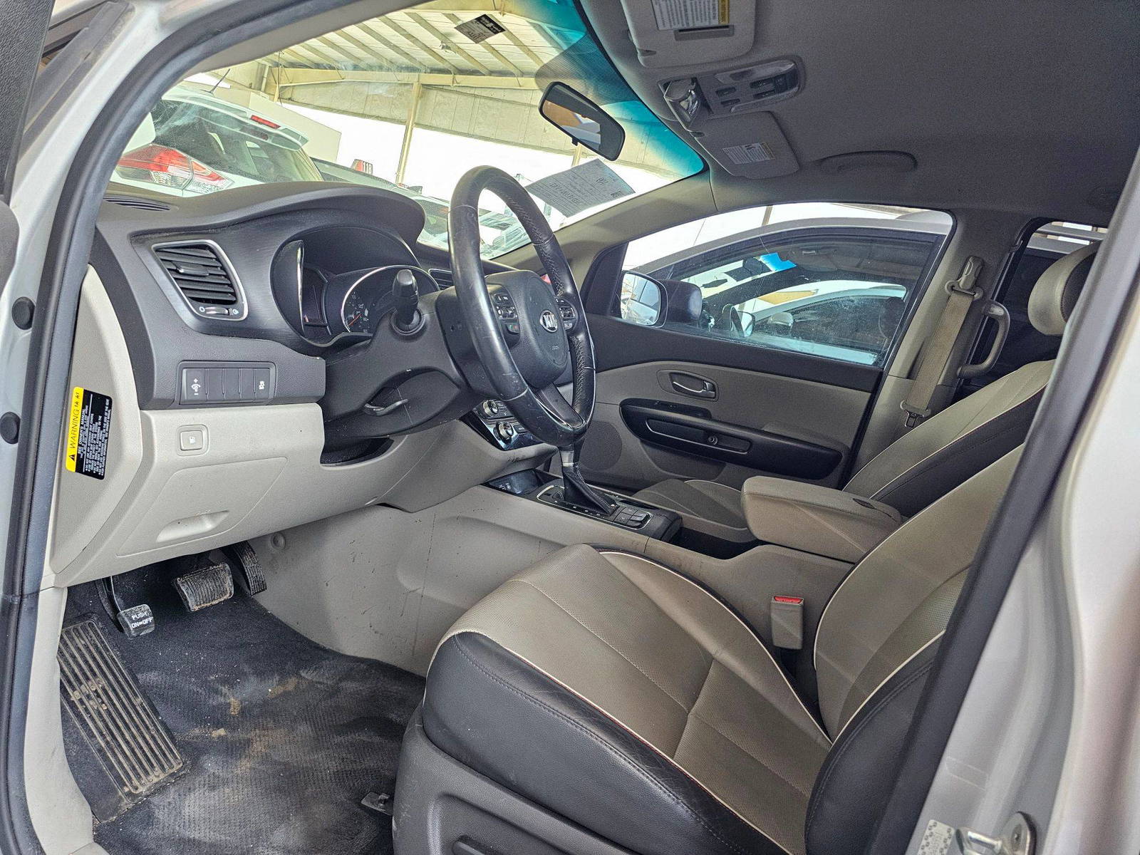 KIA SEDONA 2017 - Marhaba Auction Used Cars - Image 8