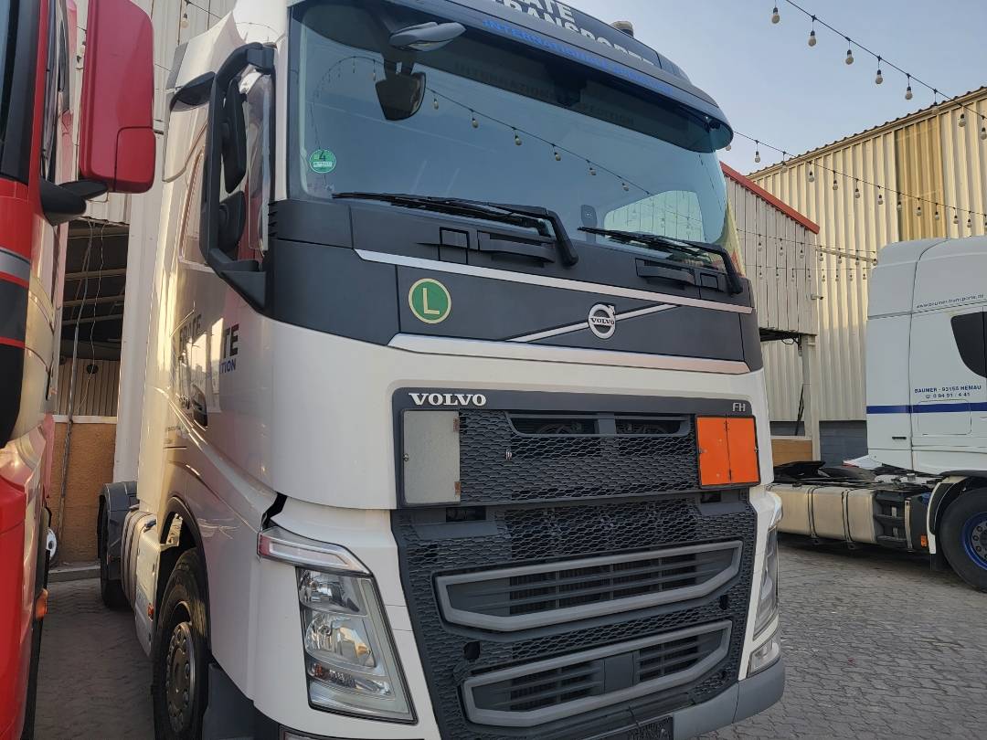 2016 VOLVO FH-Series — 1008501 KM — Lot 779253 — Main - Marhaba Auctions Used Cars - Image 4