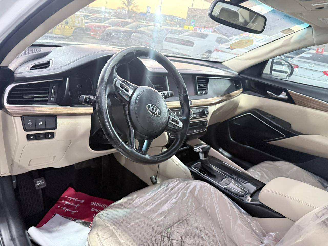 KIA CADENZA 2018 - Marhaba Auction Used Cars - Image 9