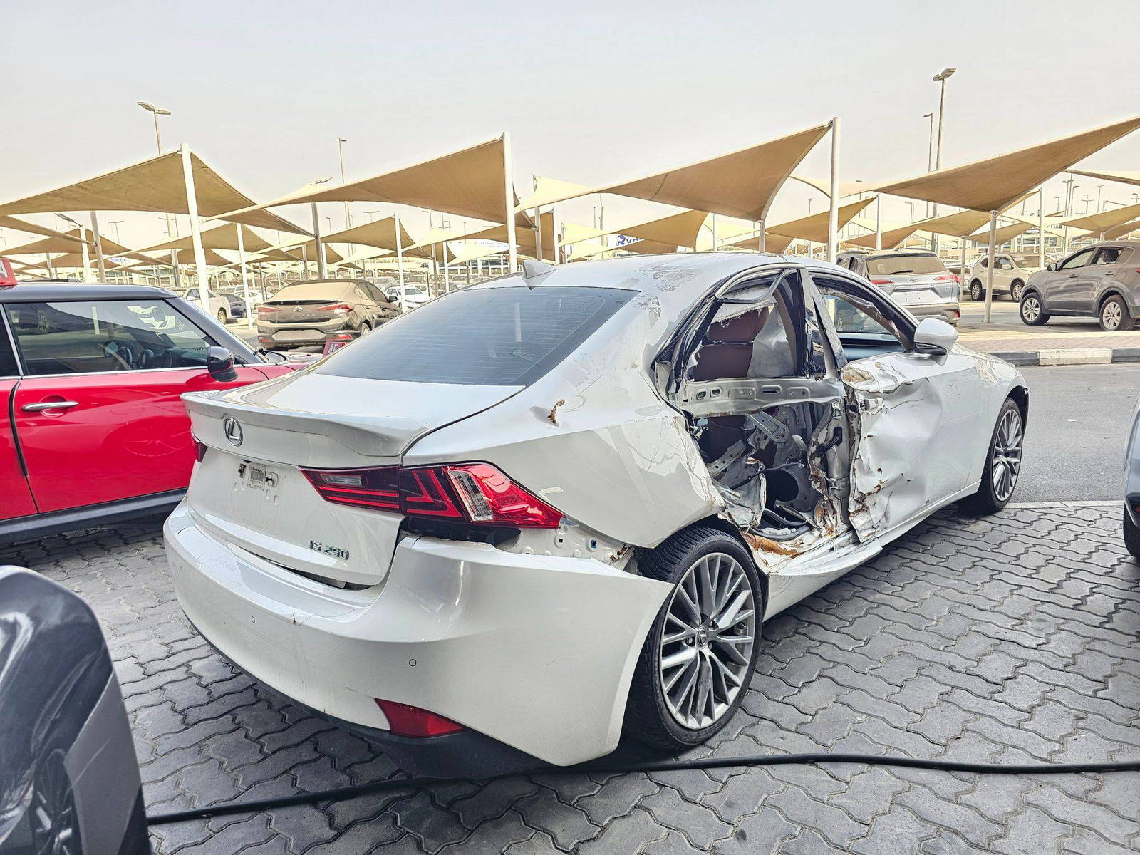 2015 LEXUS IS 250 — 187460 Miles — Lot 21F5059108 — Souq - Marhaba Auctions Used Cars - Image 4