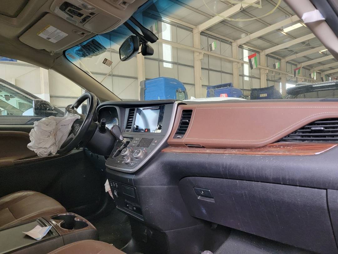 2015 TOYOTA SIENNA — 106503 Miles — Lot S631036 - Marhaba Auctions Used Cars - Image 6