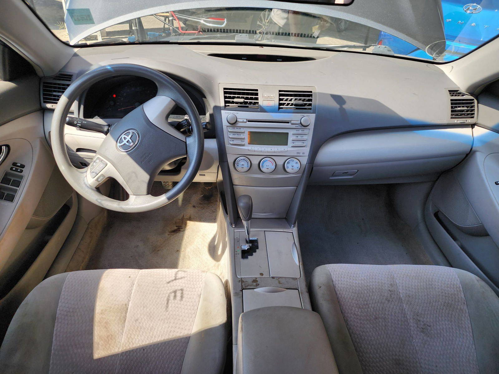 2010 TOYOTA CAMRY — 144 253 Miles — Lot AU038906 — Souq - Marhaba Auctions Used Cars - Image 7