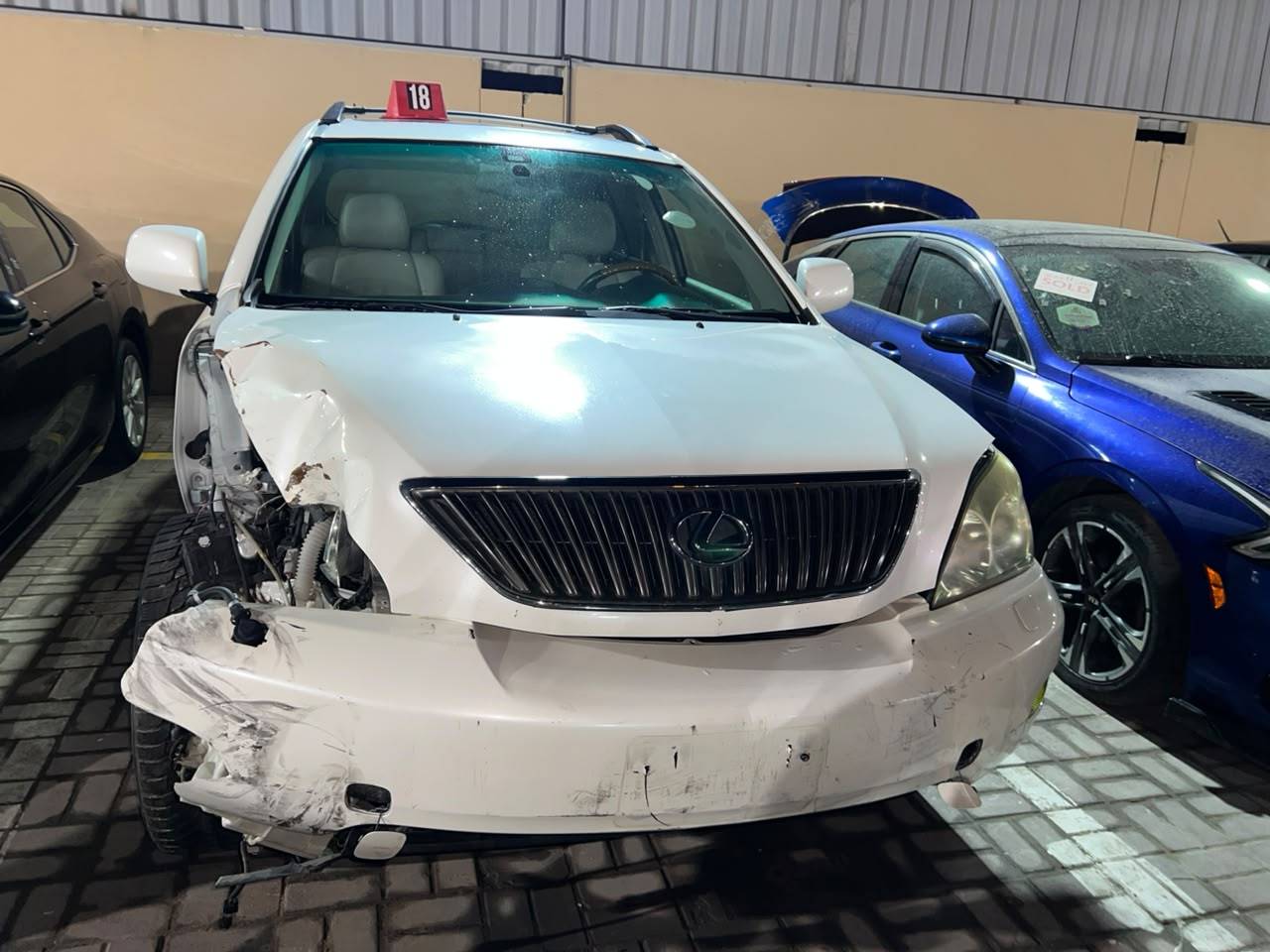 2007 LEXUS RX 350 — 172370 Miles — Lot 27C005207 - Marhaba Auctions Used Cars - Image 11