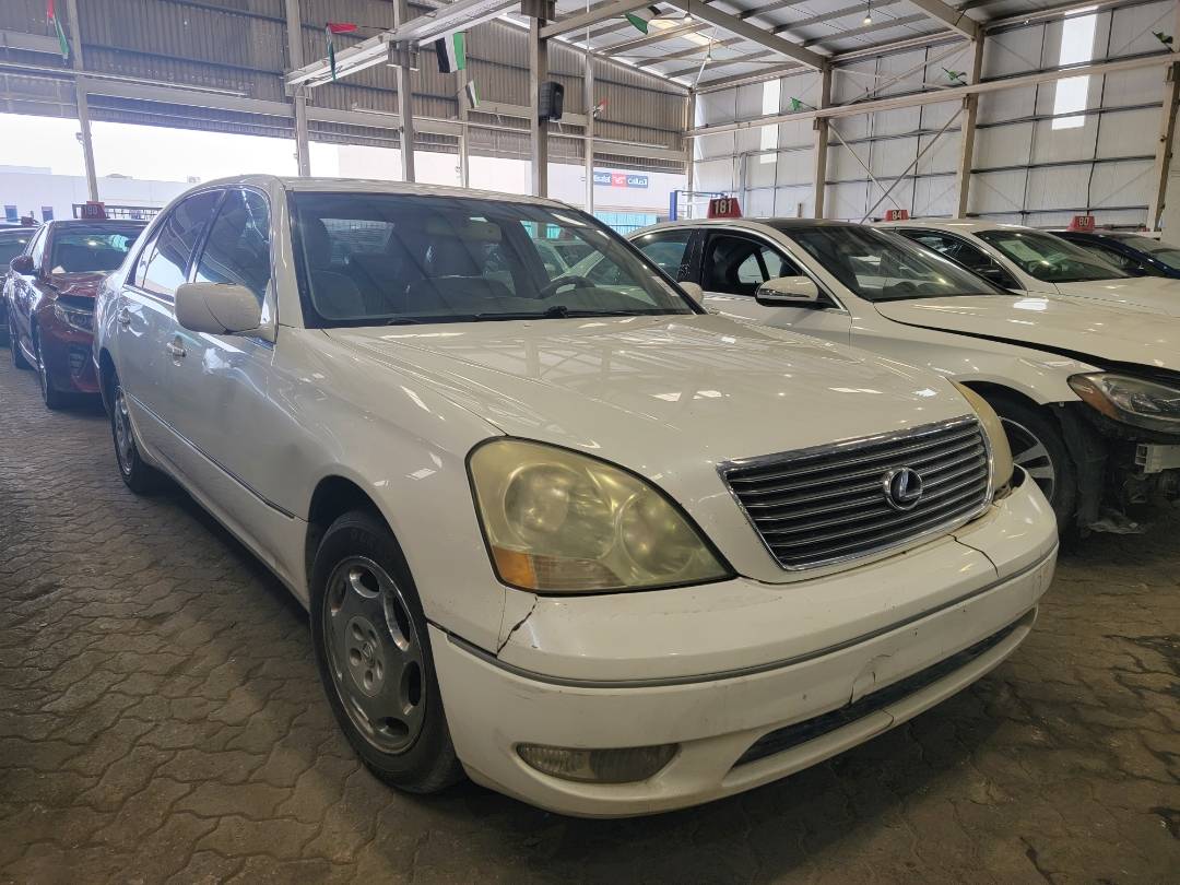 2001 LEXUS LS 430 — 110386 Miles — Lot 30F910023311 — Main - Marhaba Auctions Used Cars - Image 4