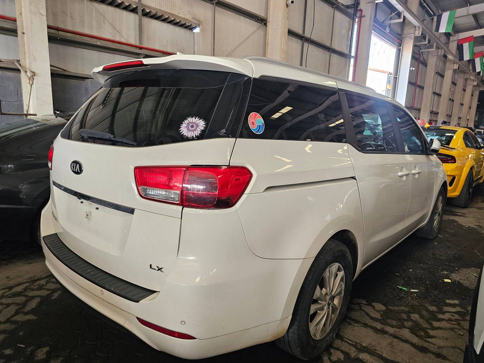 KIA SEDONA 2016 - Marhaba Auction Used Cars - Image 4