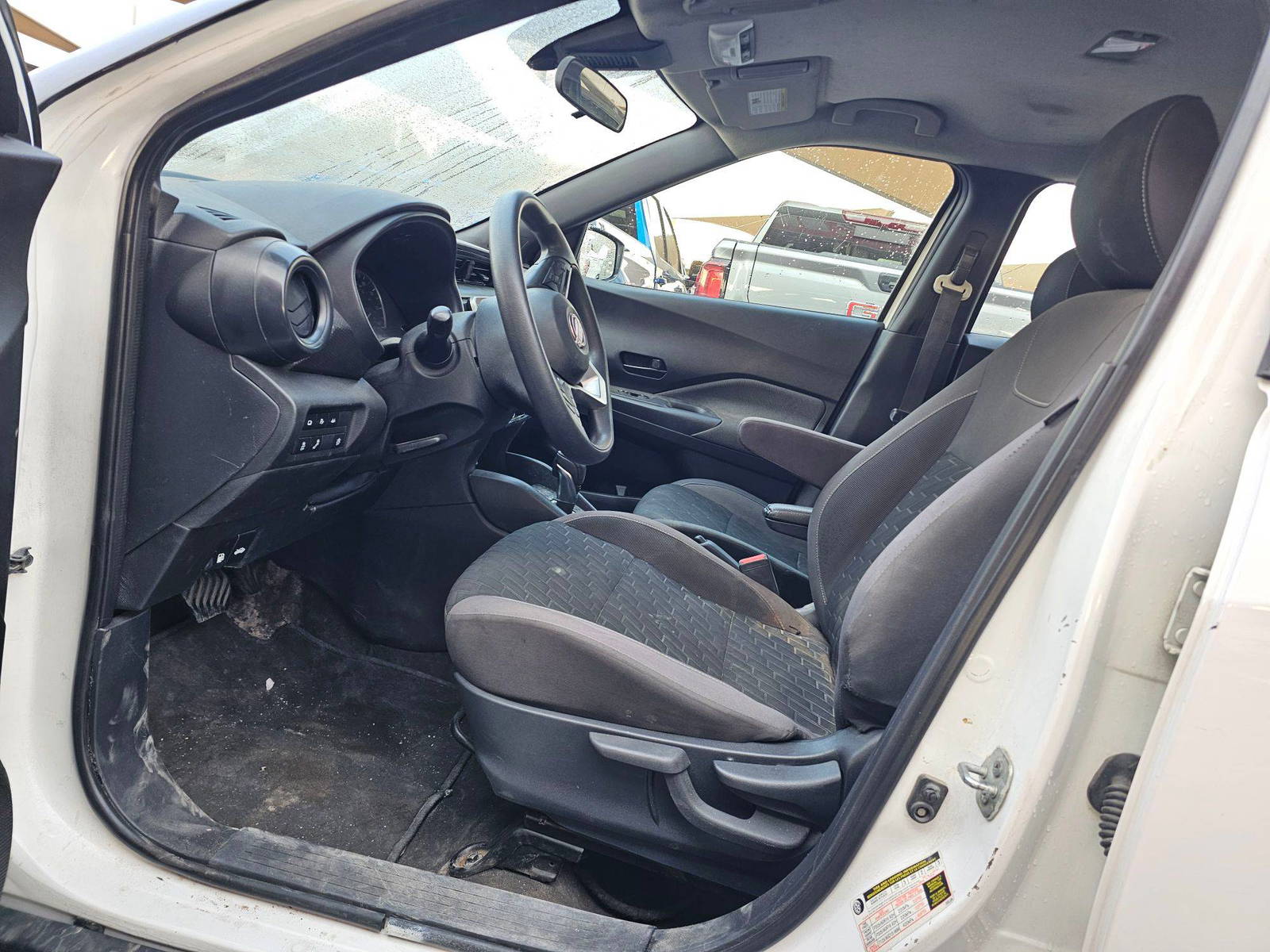 2020 NISSAN KICKS — 42227 Miles — Lot 6LL521992 — Souq - Marhaba Auctions Used Cars - Image 8