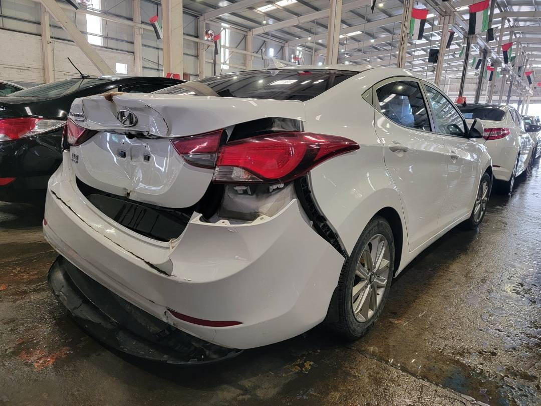 2016 HYUNDAI ELANTRA — 143315 KM — Lot GU497060 — Main - Marhaba Auctions Used Cars - Image 4