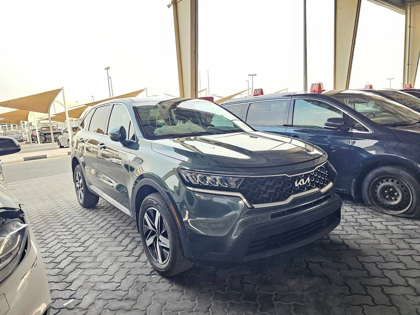 2022 KIA SORENTO — 99815 KM — Lot 68543534 — Souq - Marhaba Auctions Used Cars - Image 4