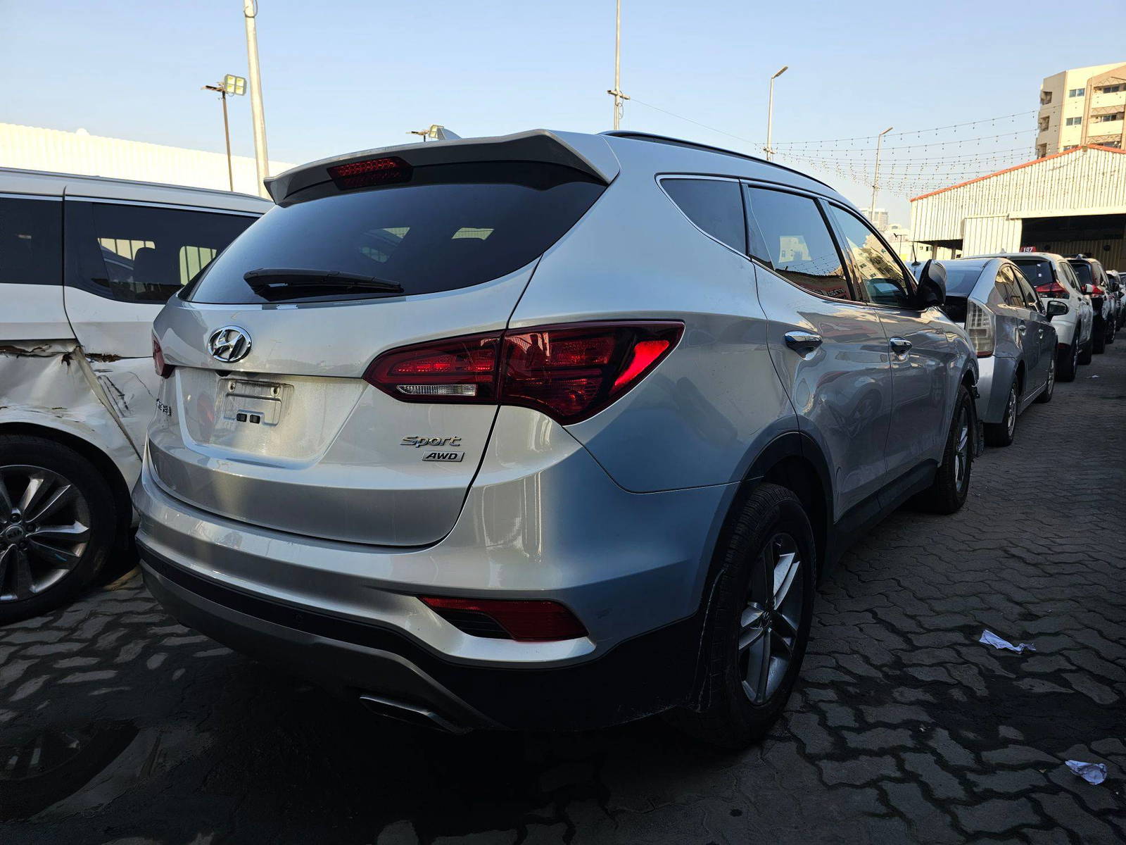 HYUNDAI SANTA FE SPORT 2018 - Marhaba Auction Used Cars - Image 3