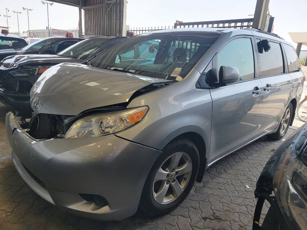 2016 TOYOTA SIENNA — 185988 Miles — Lot 3GS735832 — Main - Marhaba Auctions Used Cars - Image 5