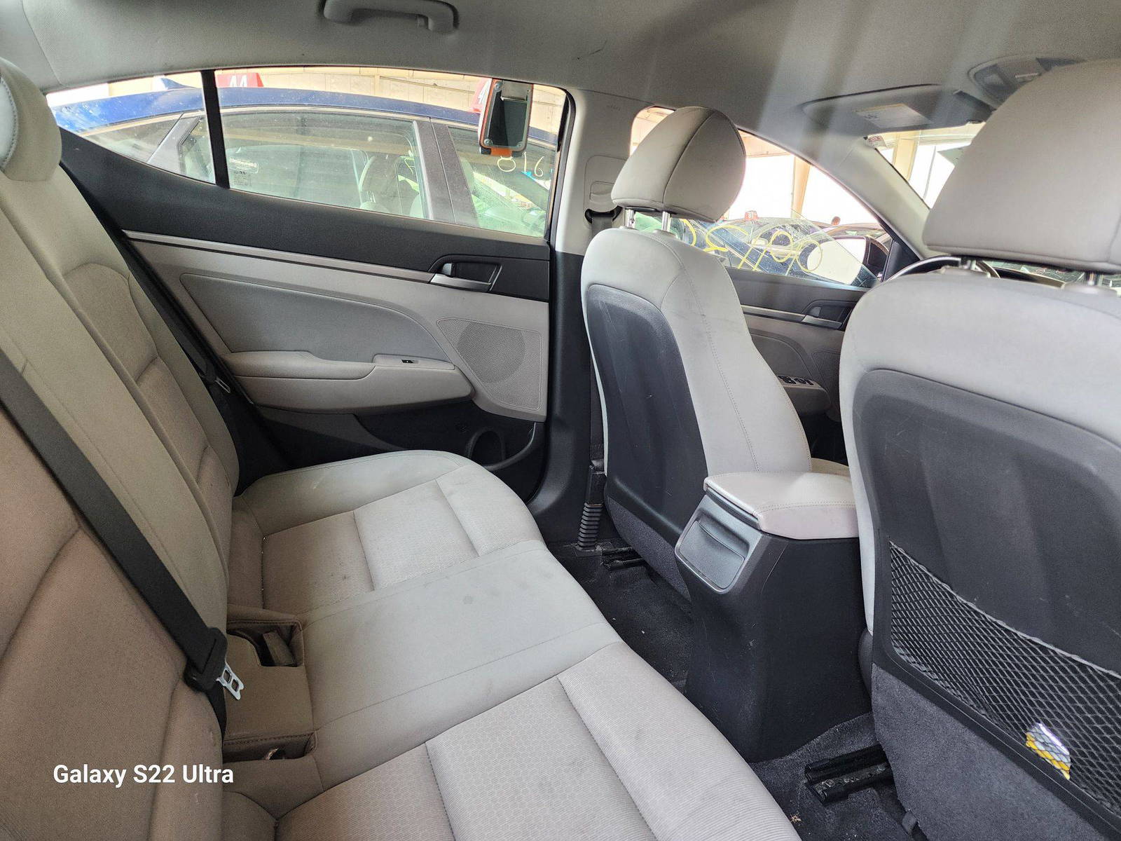 2017 HYUNDAI ELANTRA — 99139 Miles — Lot 44474084 - Marhaba Auctions Used Cars - Image 4