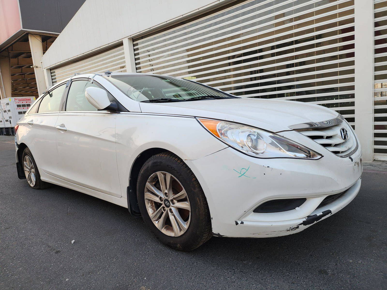 2013 HYUNDAI SONATA — 110242 Miles — Lot 42117174 — Souq - Marhaba Auctions Used Cars - Image 4