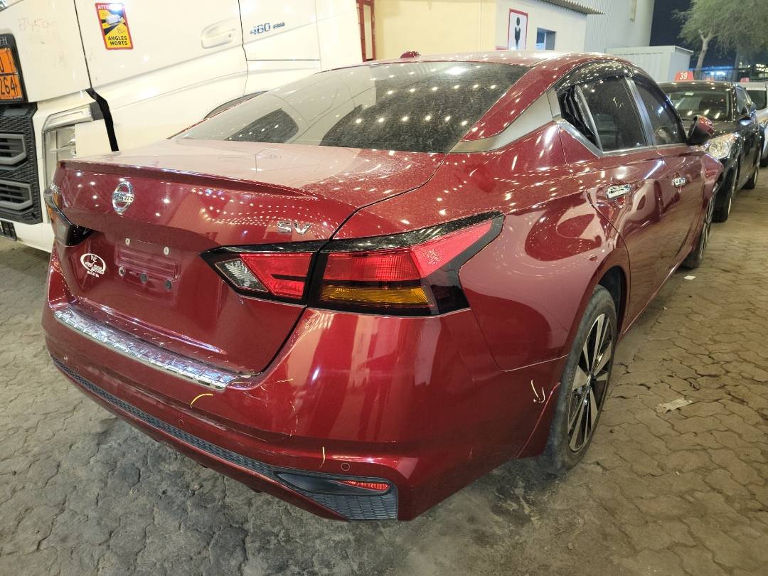 2021 NISSAN ALTIMA — 40915 Miles — Lot 37823625 - Marhaba Auctions Used Cars - Image 3