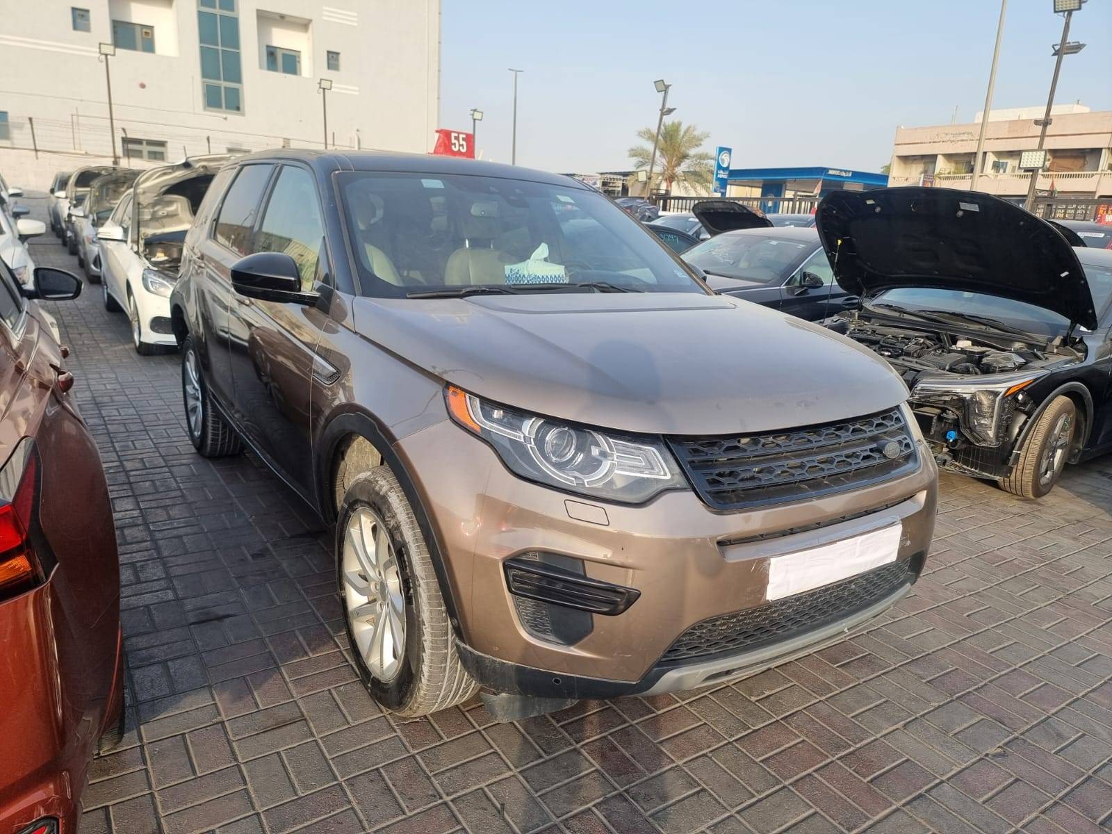 LAND ROVER DISCOVERY 2016 - Marhaba Auction Used Cars - Image 3