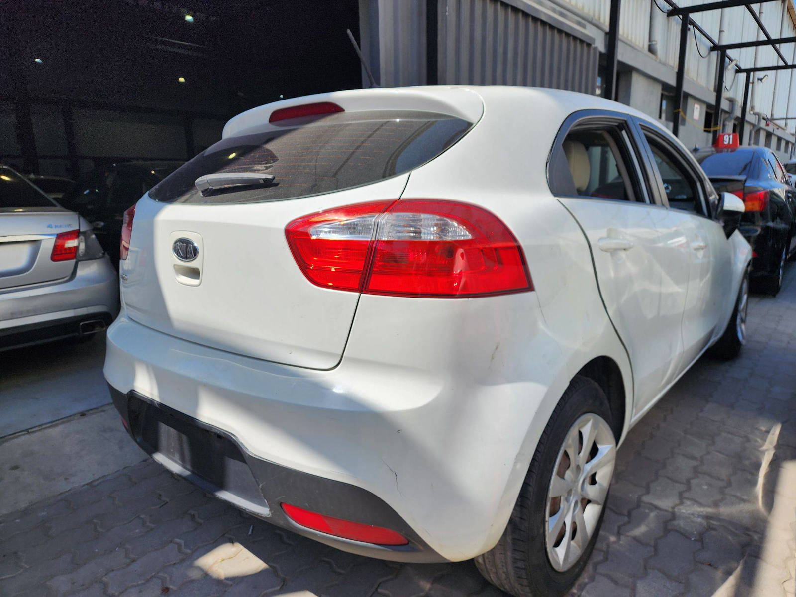 2012 KIA RIO — 202983 Miles — Lot 823695 — Souq - Marhaba Auctions Used Cars - Image 3