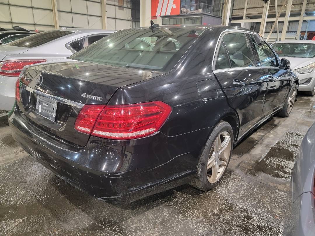 2014 MERCEDES BENZ E 350 — 167004 Miles — Lot 37160434 - Marhaba Auctions Used Cars - Image 4