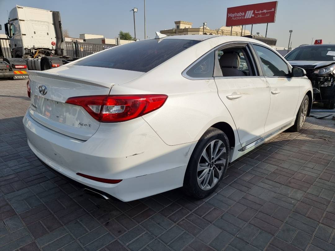 2015 HYUNDAI SONATA — 76865 Miles — Lot 125487 — Souq - Marhaba Auctions Used Cars - Image 4
